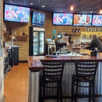Magic Tree Pub & Eatery - Bar - Pubs Near Me - Boardman, Ohio