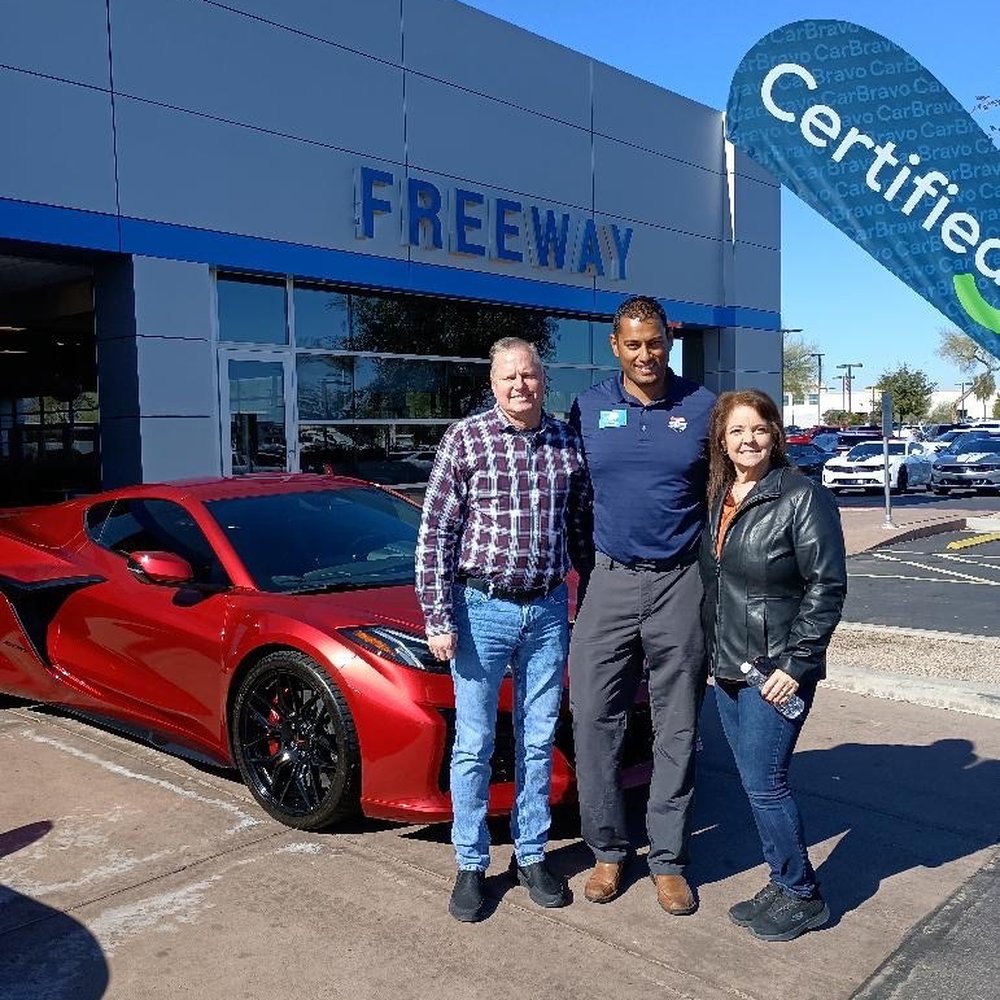 Freeway Chevrolet - Mike in the middle - Car Dealers Near Me - Chandler, Arizona