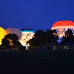 Global Ballooning Australia Pty Ltd - Other hot air balloons ready to go!