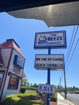 THE FREEZE RESTAURANT by null