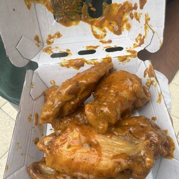 Buffalo Wild Wings - Chicken Wings Near Me - University Park, Florida Buffalo Wild Wings - Chicken Wings Near Me - University Park, Florida