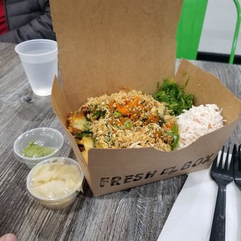 Fresh Box - Medium. Bigger than it looks - Poke Near Me - Concord, California