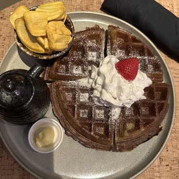 Au Lac - Pandan Waffle - Vegan Near Me - Los Angeles, California