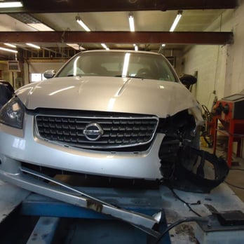 Dale and Vicki's Collision Center - Nissan Altima BEFORE - Body Shops Near Me - Pittsburgh, Pennsylvania Dale and Vicki's Collision Center - Nissan Altima BEFORE - Body Shops Near Me - Pittsburgh, Pennsylvania