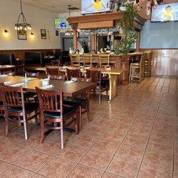 Lolitas Authentic Cuisine - Dining area