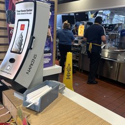 the big blonde lady had very terrible costumer service, 0/10 don't go.
