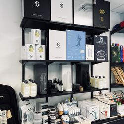 Essentials Vape and Smoke Shop - Stundenglass