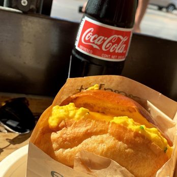 Eggslut - Fairfax sandwich - Breakfast & Brunch Near Me - Los Angeles, California Eggslut - Fairfax sandwich - Breakfast & Brunch Near Me - Los Angeles, California