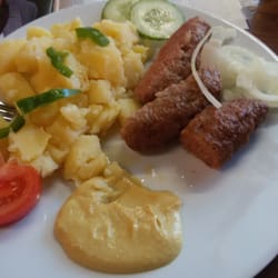 U kojota - Čevabčiči, 65,- Kč. Vynikající!