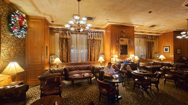 Churchill Bar by null