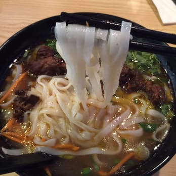 Noodle Talk - Beef noodle with thick rice noodle, not very good! Overcooked and mushy noodle texture. - Chinese Near Me - Sunnyvale, California Noodle Talk - Beef noodle with thick rice noodle, not very good! Overcooked and mushy noodle texture. - Chinese Near Me - Sunnyvale, California