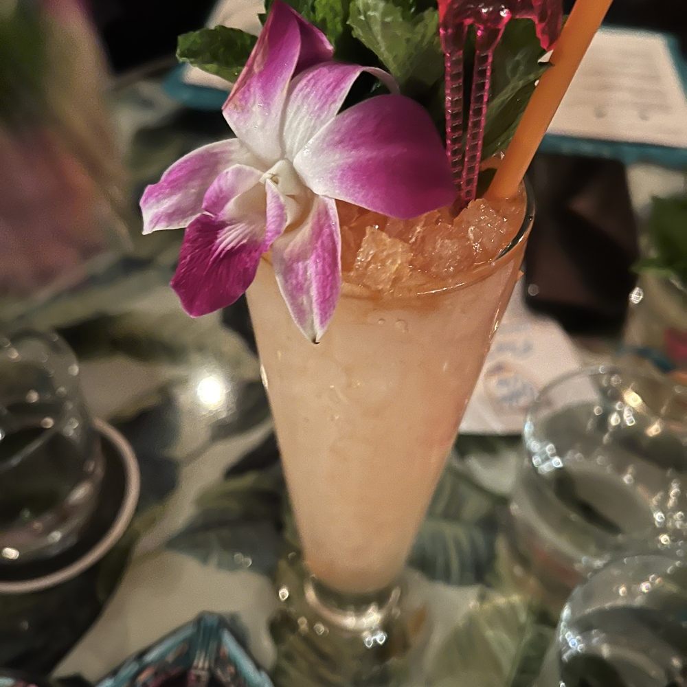 Hidden Harbor - Flamingo drink - Cocktail Bars Near Me - Pittsburgh, Pennsylvania