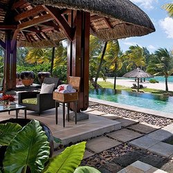 Barefoot Backyards