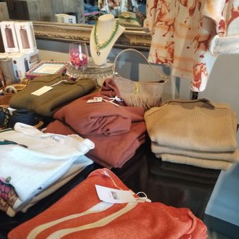 Tribeca Boutique - Women's Clothing Near Me - Lakeway, Texas