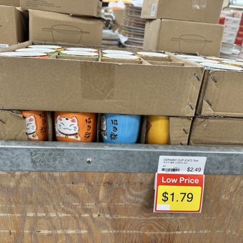 Mega Mart - Lucky cat cups - International Grocery Near Me - Fremont, California