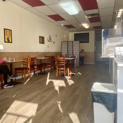 Tae’s Korean Cuisine - Inside