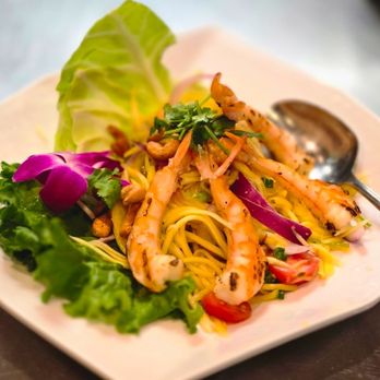 Silk Thai Cuisine - Mango salad with grill shrimp. - Thai Near Me - Huntington Beach, California Silk Thai Cuisine - Mango salad with grill shrimp. - Thai Near Me - Huntington Beach, California