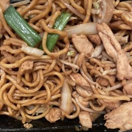Chicken Lo Mein