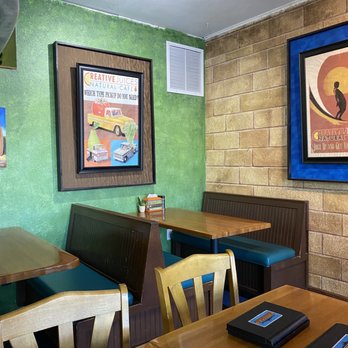 Creative Juices Natural Cafe - Seating area - Juice Bars & Smoothies Near Me - St Augustine, Florida