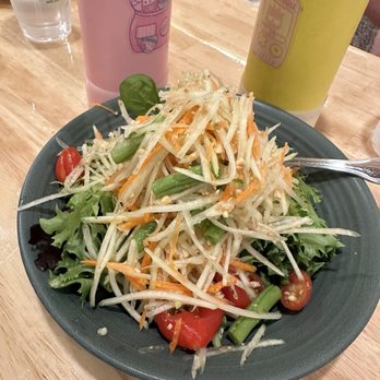 Ari's Thai Eatery - Papaya salad - Thai Near Me - Azusa, California Ari's Thai Eatery - Papaya salad - Thai Near Me - Azusa, California