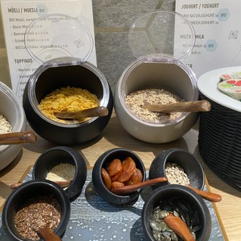 Bee Green Linz - Breakfast - Hotels Near Me - Linz, 4