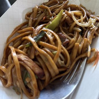 Hong Kong Chinese Restaurant - Combination lo mein - Chinese Near Me - Spring, Texas Hong Kong Chinese Restaurant - Combination lo mein - Chinese Near Me - Spring, Texas