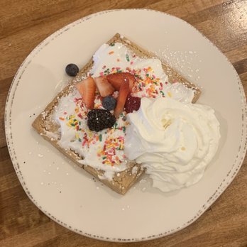 Iron Rooster - Mixed Berry Pop-Tart - Cocktail Bars Near Me - Annapolis, Maryland