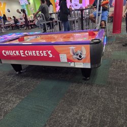 Chuck E. Cheese