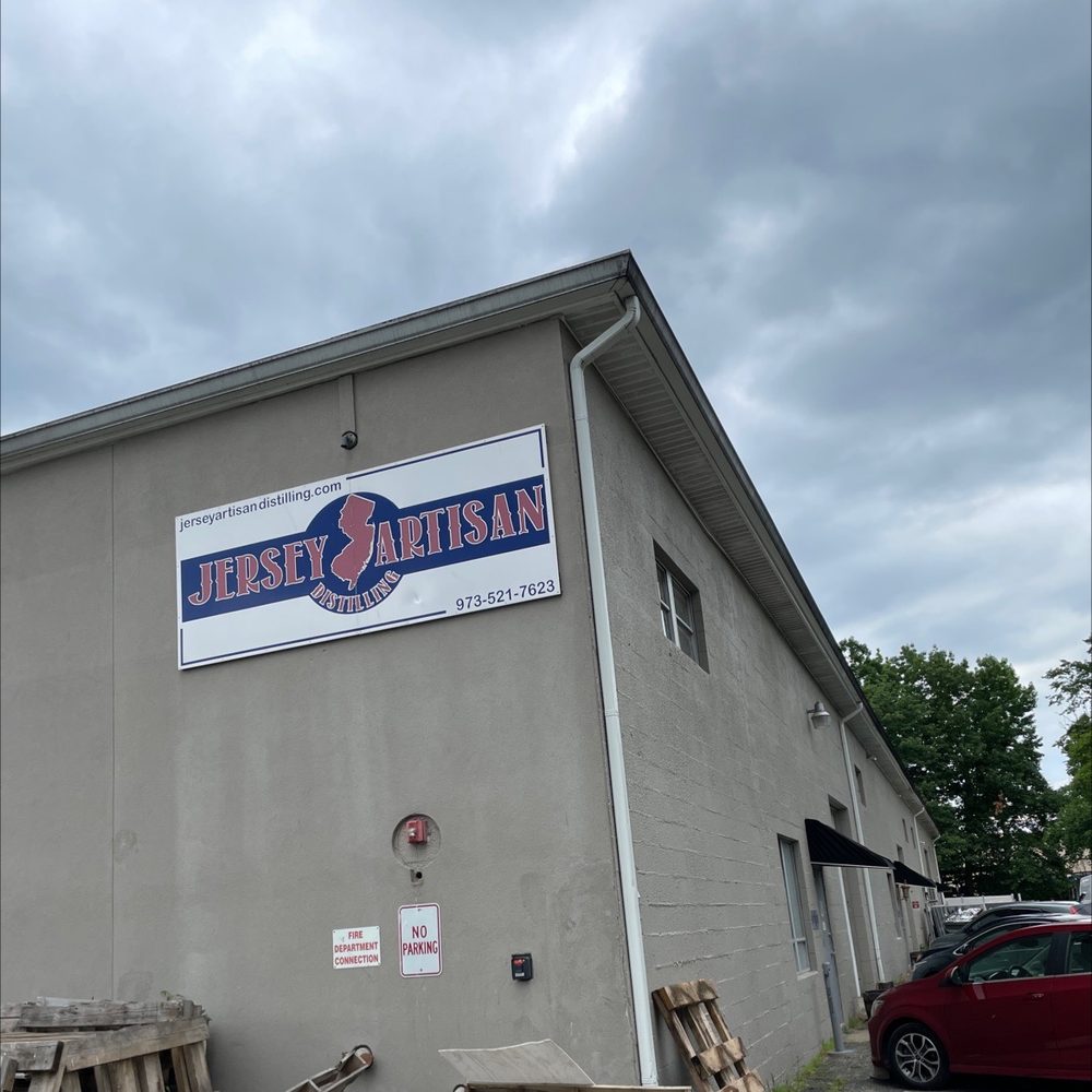 Jersey Artisan Distilling Logo