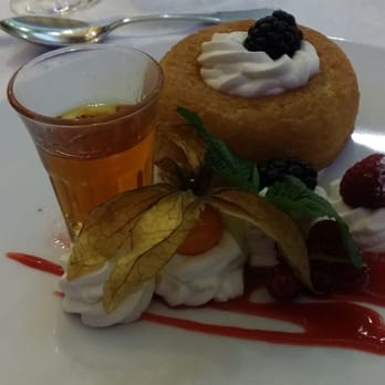 Le Pressoir - Baba au rhum - French Near Me - Antony, 92 Le Pressoir - Baba au rhum - French Near Me - Antony, 92