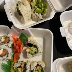 SushiKo - 904. California Maki Sushi