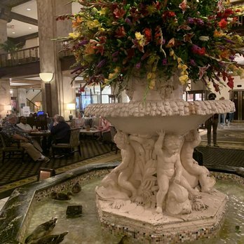 The Peabody Memphis - Ducks in lobby - Hotels Near Me - Memphis, Tennessee
