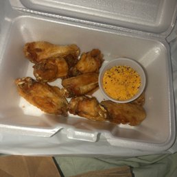 8 8-Pieces Traditional Wings Dry Lemon Pepper 8 8-Pieces Traditional Wings Dry Lemon Pepper