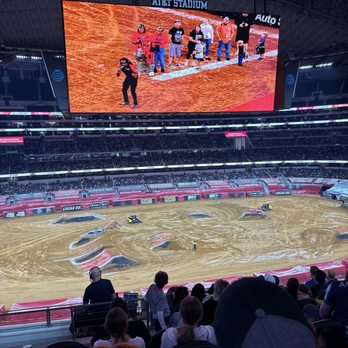 Monster Jam - Between rounds entertainment - Performing Arts Near Me - Arlington, Texas Monster Jam - Between rounds entertainment - Performing Arts Near Me - Arlington, Texas