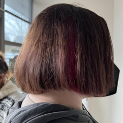 Reyna Dominican Hair Salon - This is terrible. Is clearly uneven and chopped