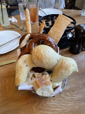 WALLISER STUBE by null