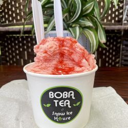 Boba Tea & Snow Ice House - Strawberry shaved snow