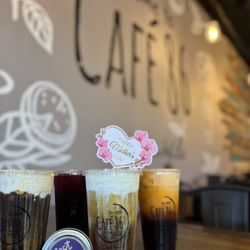 Iced Sea salt coffee, mermaid drink & thai tea for Mothers Day 5.10.26