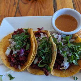 Los Moles - Soft Tacos plate with chorizo - Mexican Near Me - Emeryville, California