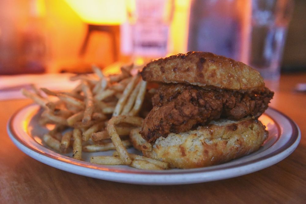 Fat's Fried Chicken & Waffles