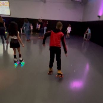 NorthWest Skateland - Took my son 1 hour to learn how to skate for the first time. - Skating Rinks Near Me - Lebanon, Oregon NorthWest Skateland - Took my son 1 hour to learn how to skate for the first time. - Skating Rinks Near Me - Lebanon, Oregon