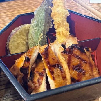 Gyotaku - Niu Valley - Tempura and teriyaki chicken - Japanese Near Me - Honolulu, Hawaii Gyotaku - Niu Valley - Tempura and teriyaki chicken - Japanese Near Me - Honolulu, Hawaii