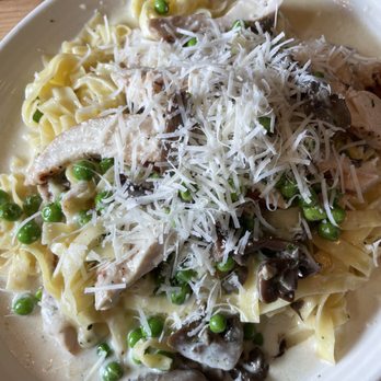 Carrabba's Italian Grill - Fettuccine Carrabba - Italian Near Me - Houston, Texas Carrabba's Italian Grill - Fettuccine Carrabba - Italian Near Me - Houston, Texas
