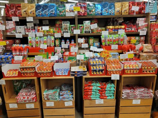 New Seasons Market - Nyberg Rivers by null