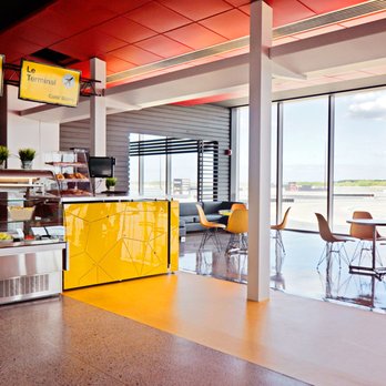 Complexe ICAR - Bistro - Driving Schools Near Me - Mirabel, Quebec