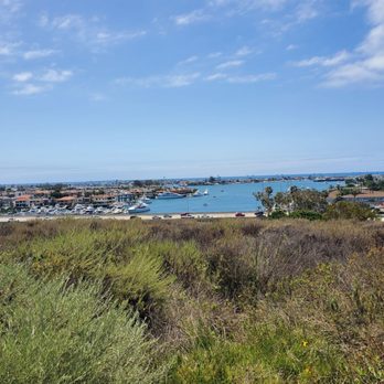 Castaways Park - Parks Near Me - Newport Beach, California