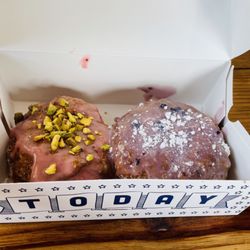 Parlor Doughnuts - Pistachio & Blueberry