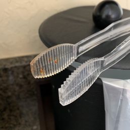 Dirty tongs