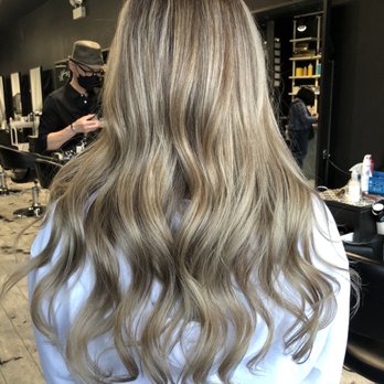 Kami Salon - My hairstylist "Lee" is amazing! - Hair Salons Near Me - Evanston, Illinois