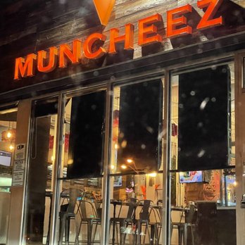 Muncheez - outside of a restaurant at night - Creperies Near Me - North York, Ontario